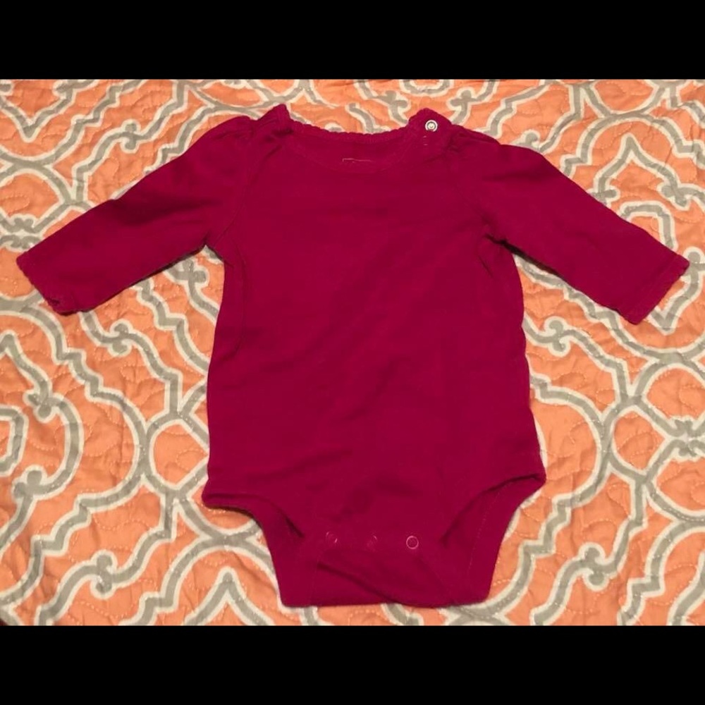 Gap onsie